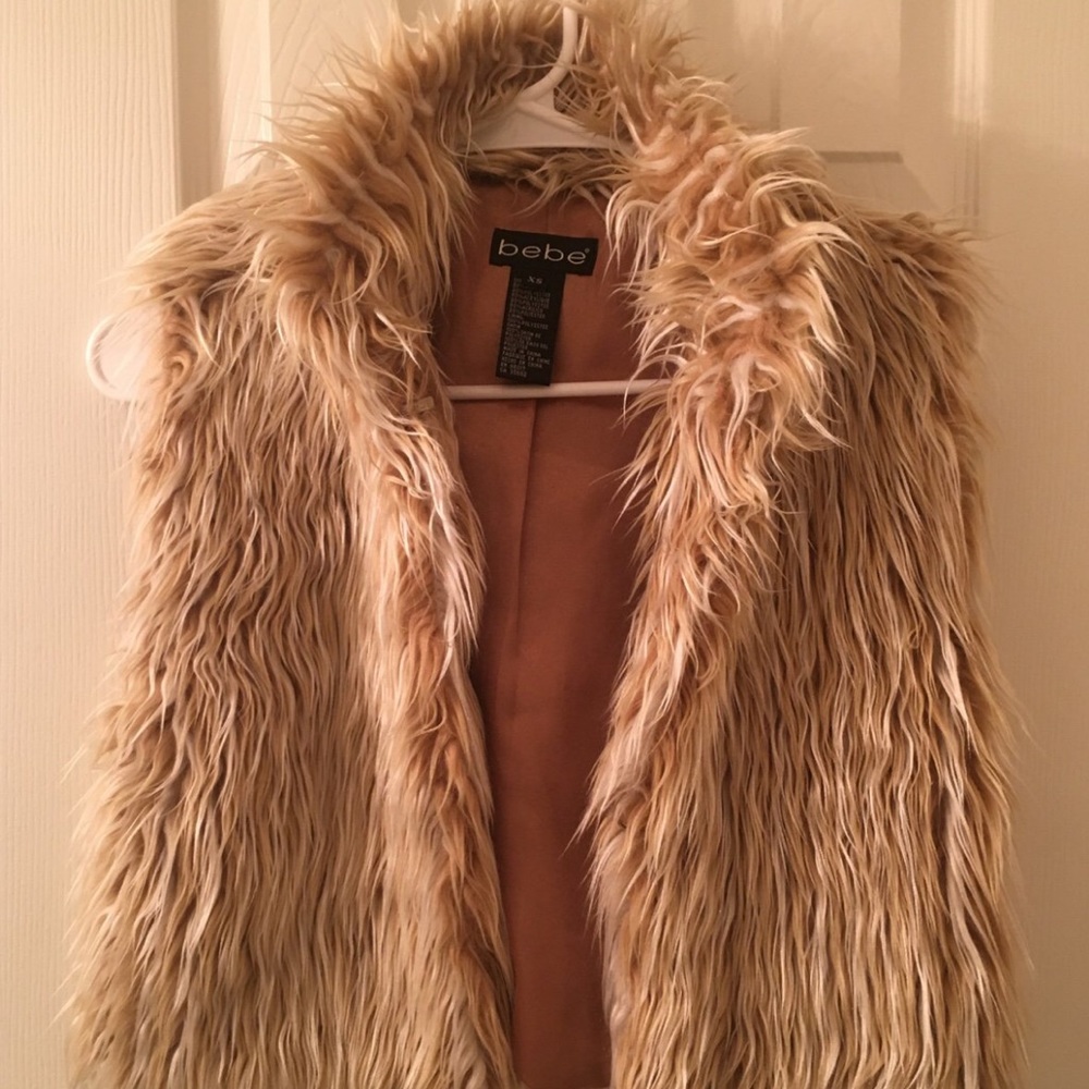 BEBE FAUX FUR VEST